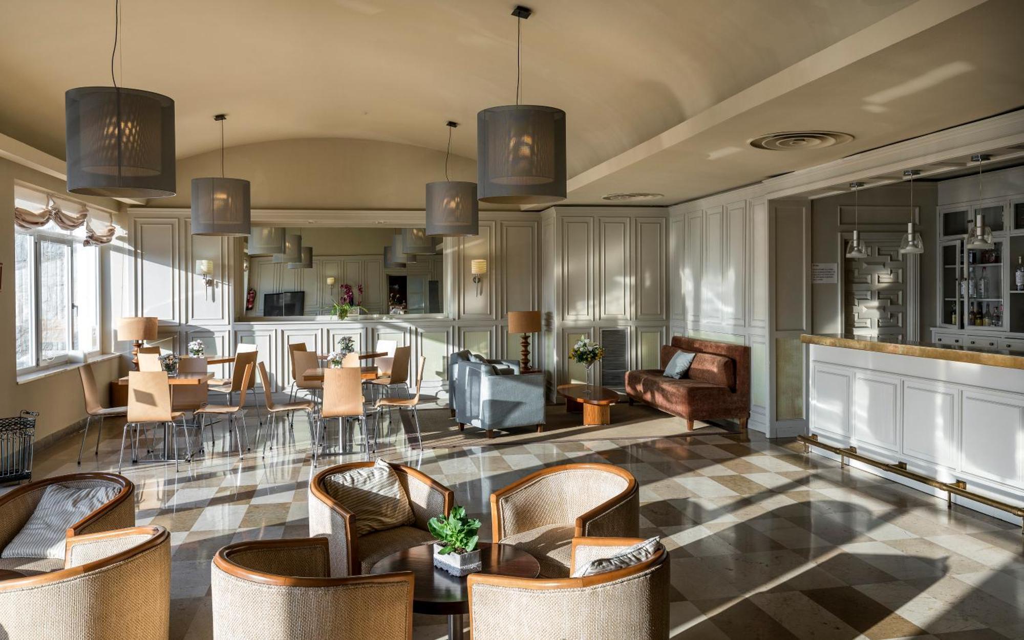 Parador De Vic-Sau Tavernoles Екстер'єр фото